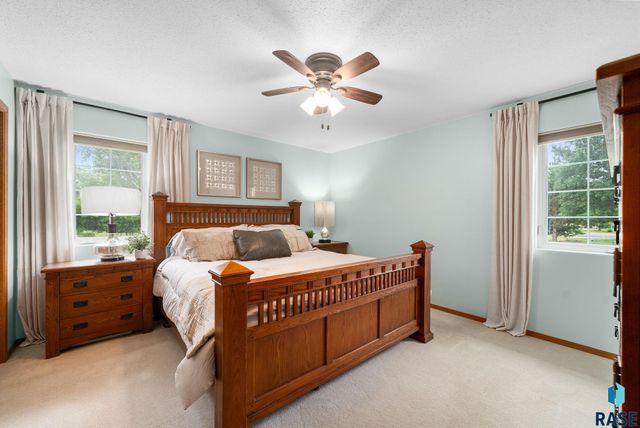 27210 Lovely Pl Place, Tea, SD 57064