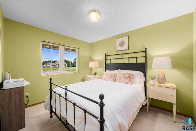 27210 Lovely Pl Place, Tea, SD 57064