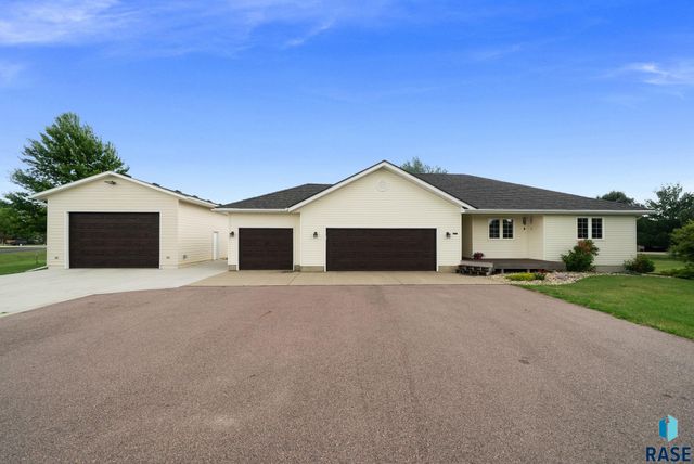 27210 Lovely Pl Place, Tea, SD 57064