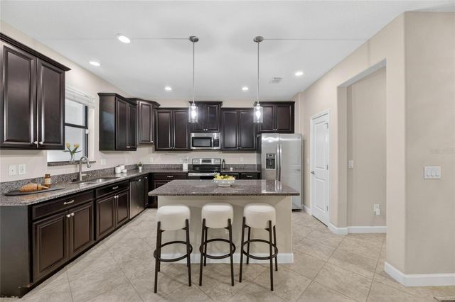 28511 PLEASANT BAY LOOP, Wesley Chapel, FL 33543