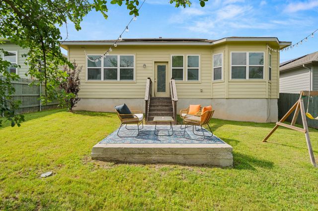 9909 Dalliance LN, Manor, TX 78653