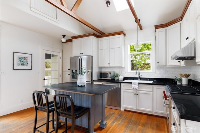 205 NE 9th Street, Coupeville, WA 98239