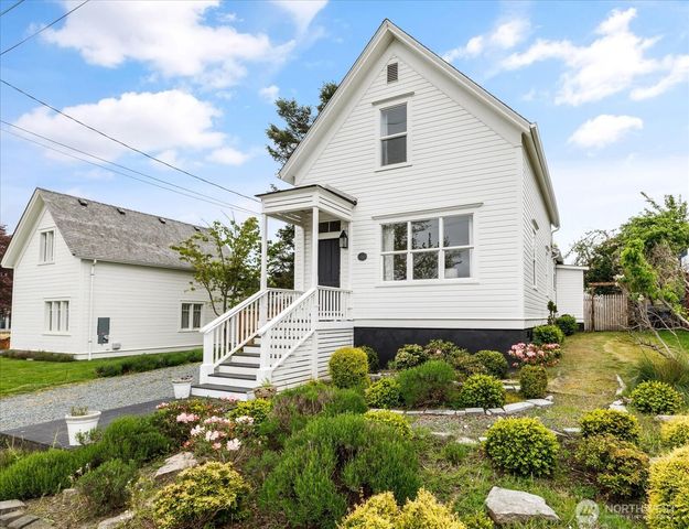 205 NE 9th Street, Coupeville, WA 98239