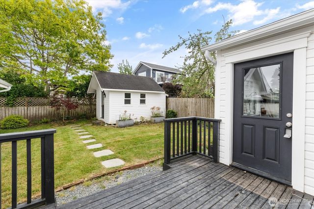 205 NE 9th Street, Coupeville, WA 98239