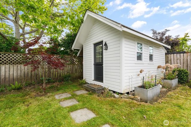 205 NE 9th Street, Coupeville, WA 98239