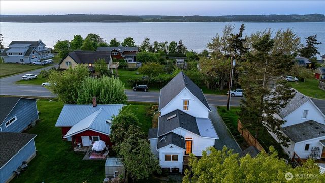 205 NE 9th Street, Coupeville, WA 98239