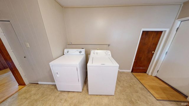 800-802 W North Street, Muncie, IN 47305