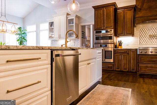 2 Palmer Drive NW, Rome, GA 30165