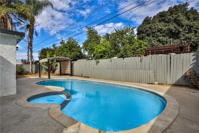 4035 Madrona, Riverside, CA 92504