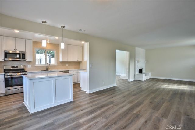 4035 Madrona, Riverside, CA 92504