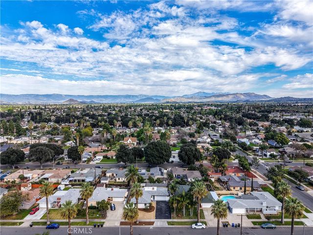 4035 Madrona, Riverside, CA 92504