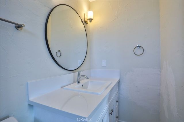 4035 Madrona, Riverside, CA 92504