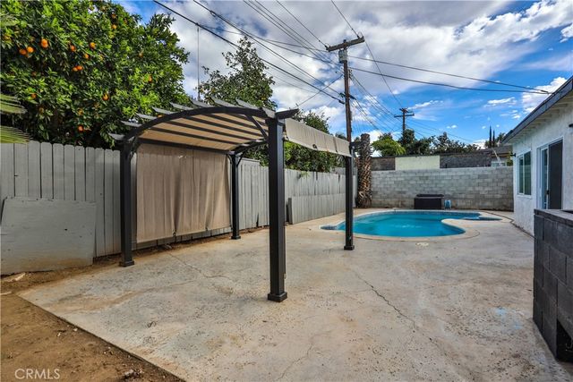 4035 Madrona, Riverside, CA 92504