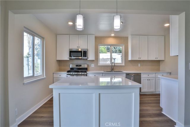 4035 Madrona, Riverside, CA 92504