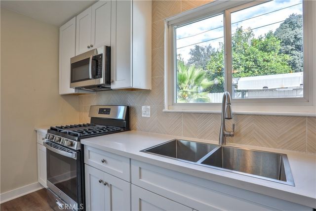 4035 Madrona, Riverside, CA 92504