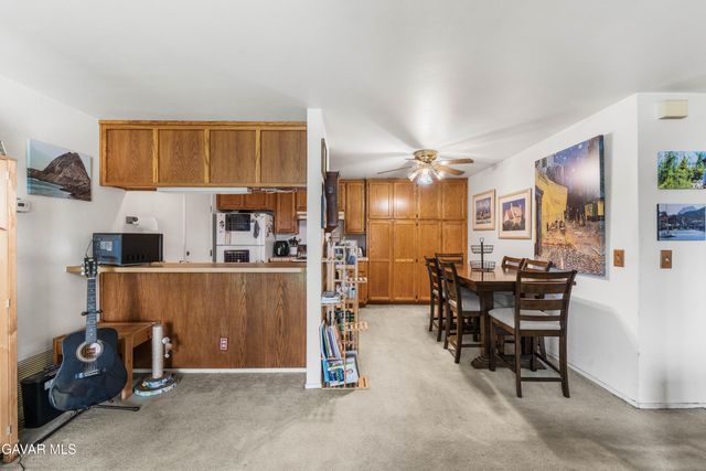 995 Vallejo Avenue, Simi Valley, CA 93065
