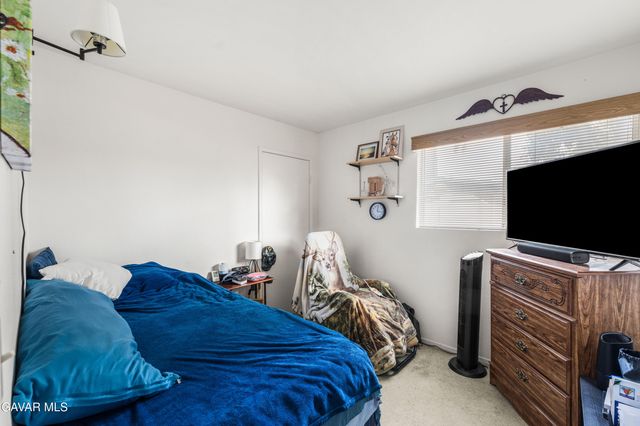 995 Vallejo Avenue, Simi Valley, CA 93065