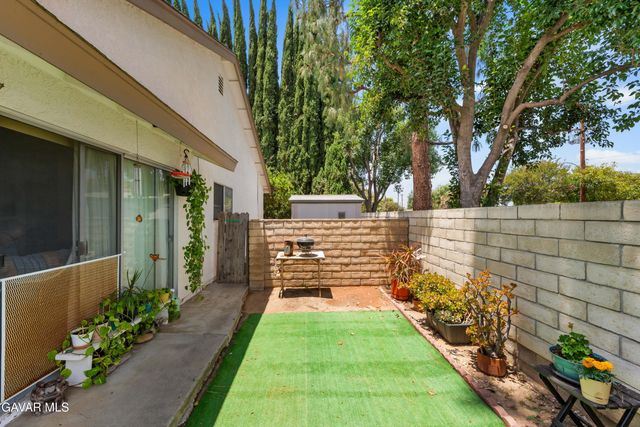 995 Vallejo Avenue, Simi Valley, CA 93065