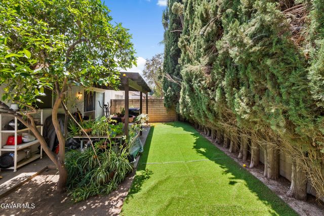 995 Vallejo Avenue, Simi Valley, CA 93065