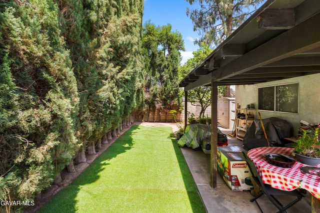 995 Vallejo Avenue, Simi Valley, CA 93065