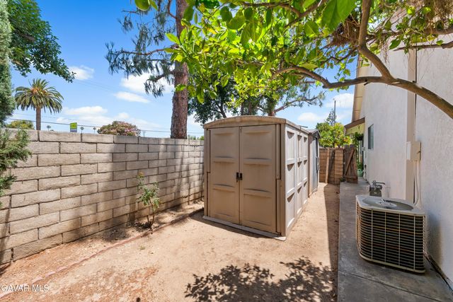 995 Vallejo Avenue, Simi Valley, CA 93065