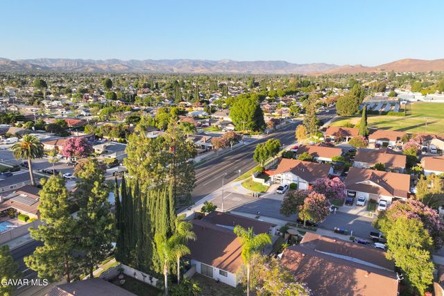 995 Vallejo Avenue, Simi Valley, CA 93065