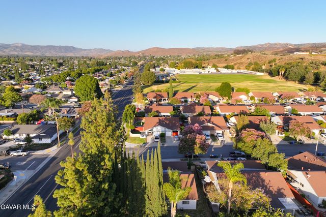 995 Vallejo Avenue, Simi Valley, CA 93065