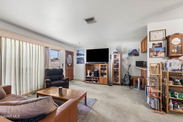 995 Vallejo Avenue, Simi Valley, CA 93065