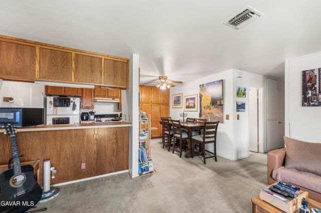995 Vallejo Avenue, Simi Valley, CA 93065