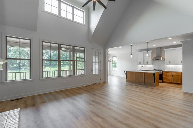 7384 Ferrell Farms Drive, Harrison, TN 37341