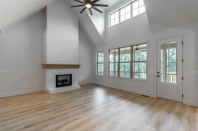 7384 Ferrell Farms Drive, Harrison, TN 37341