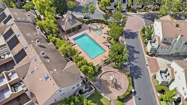 522 Porpoise Bay Terrace A, Sunnyvale, CA 94089