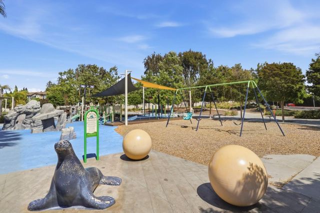 522 Porpoise Bay Terrace A, Sunnyvale, CA 94089