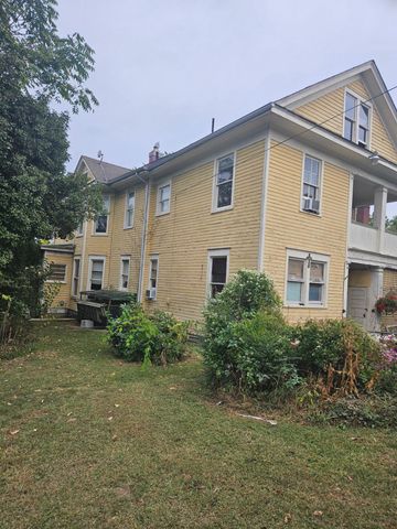 1215 Franklin RD, Roanoke, VA 24016