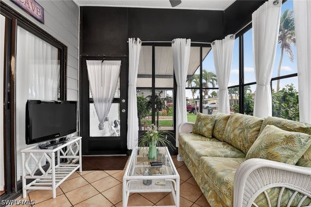 183 Oceans BLVD 183, Naples, FL 34104