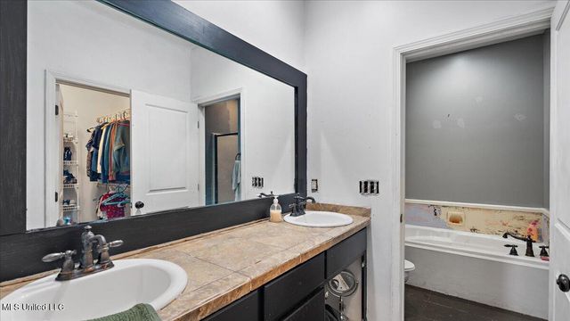 441 Silver Hill, Pearl, MS 39208