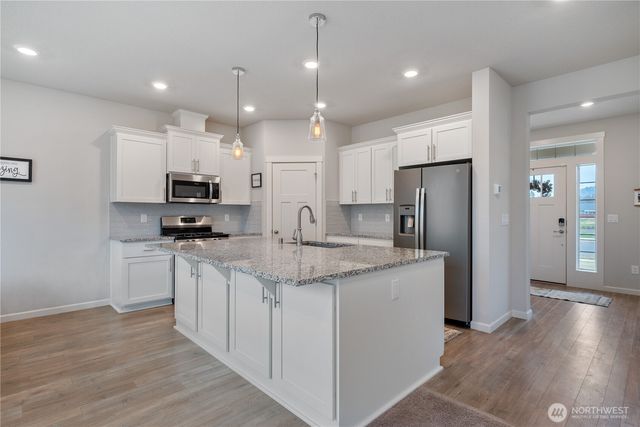 2021 Branch Creek Drive, Longview, WA 98632