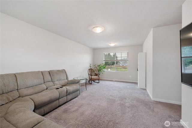 2021 Branch Creek Drive, Longview, WA 98632