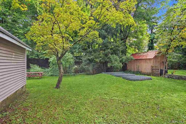 27 Mill River Road, Chappaqua, NY 10514