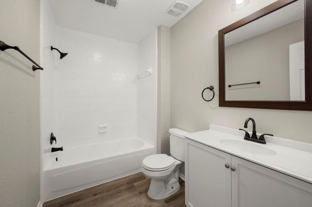 6615 Broken Stone, Houston, TX 77084