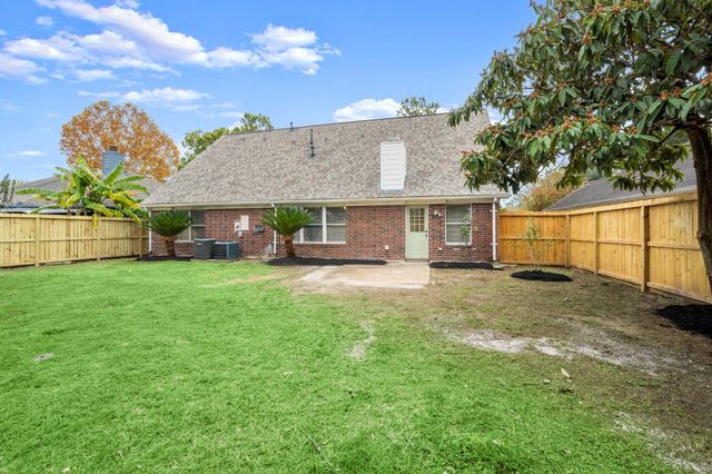6615 Broken Stone, Houston, TX 77084