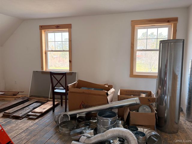13835 Main St. Ll Road, Nahma, MI 49864