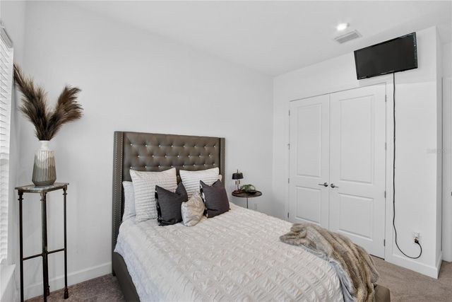 10807 WICKER PARK PLACE, Palmetto, FL 34221