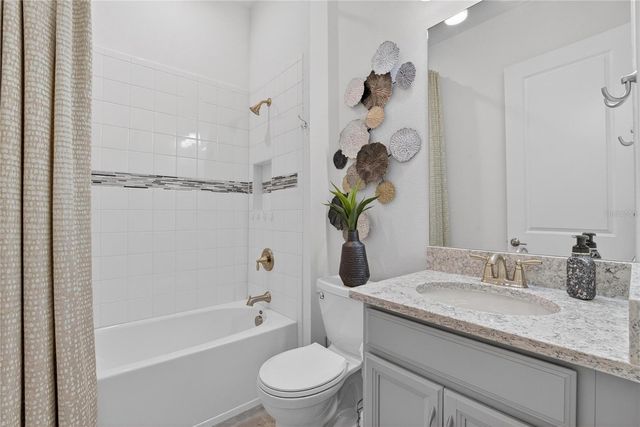 10807 WICKER PARK PLACE, Palmetto, FL 34221