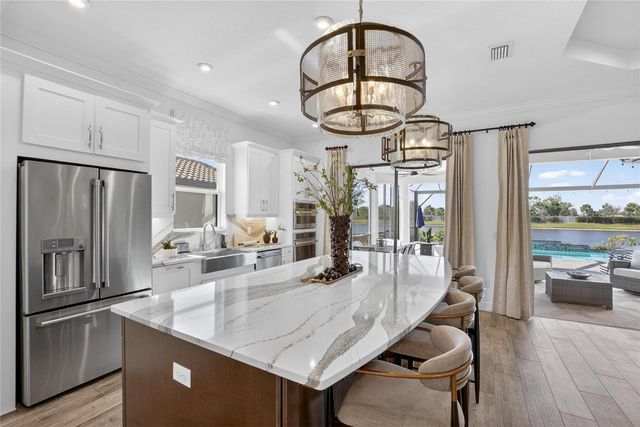 10807 WICKER PARK PLACE, Palmetto, FL 34221