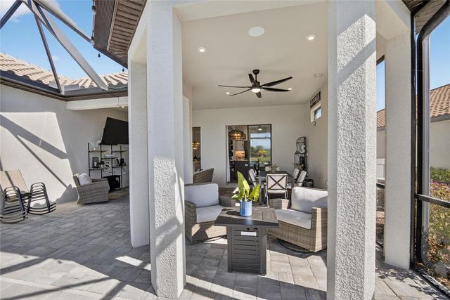 10807 WICKER PARK PLACE, Palmetto, FL 34221