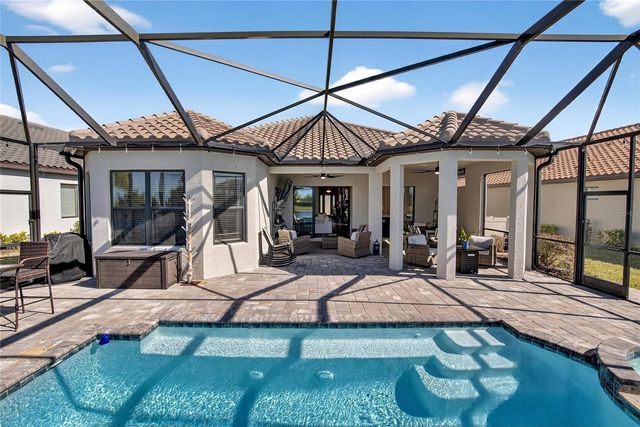 10807 WICKER PARK PLACE, Palmetto, FL 34221