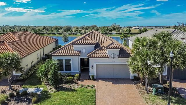 10807 WICKER PARK PLACE, Palmetto, FL 34221