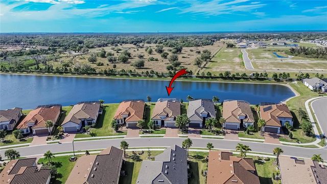 10807 WICKER PARK PLACE, Palmetto, FL 34221