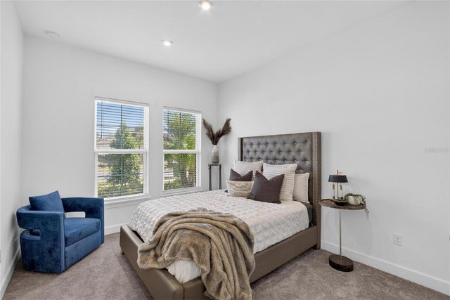 10807 WICKER PARK PLACE, Palmetto, FL 34221